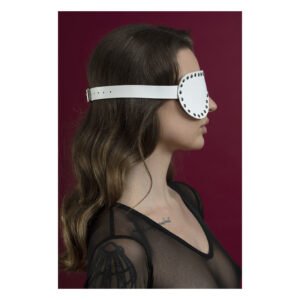 Маска на очі з заклепками Feral Feelings - Blindfold Mask, натуральна шкіра, біла