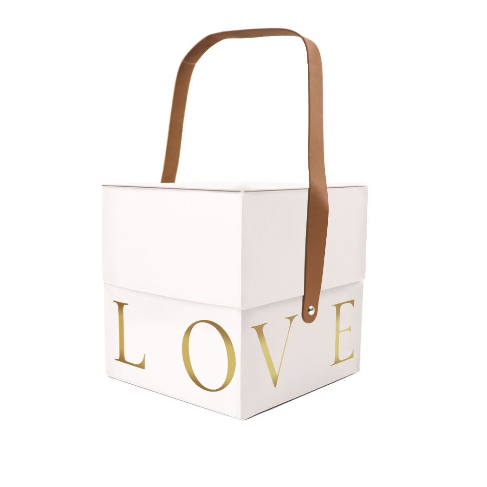 Подарункова коробка з ручкою LOVE біла, S - 16,5х16,5х17 см Подарункова коробка з ручкою LOVE біла, S - 16,5х16,5х17 см
