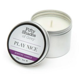 aromaticheskaya-svecha-fifty-shades-of-gray-play-nice-vanilla-candle-s-aromatom-vanili-90-g-60457344315151_-08e37a4946