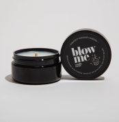 massazhnaia-svechka-myny-s-aromatom-vanylnoho-krema-blow-me-50g-51900415702035_-a09b3c2169