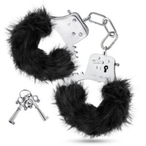 Наручники з хутром Blush Temptasia - Plush Fur Cuffs - Black