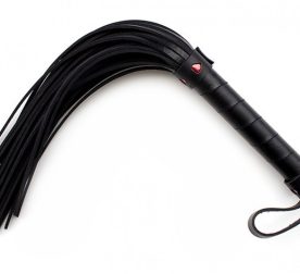 flohher-s-krasnym-serdtsem-ds-fetish-flogger-black-with-red-heart-22554037859343_-08727499bb