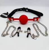 kliap-s-zazhymamy-na-sosky-ds-fetish-locking-gag-with-nipple-clamps-black-red-74643815295142_-b3f37b7014