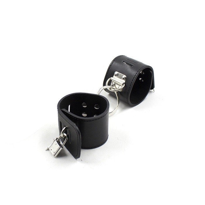 Наручники DS Fetish Hasp-style wrist restraints black Наручники DS Fetish Hasp-style wrist restraints black