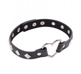 osheinyk-ds-fetish-collar-with-heart-black-metal-44572334723861_-29ffa67e45