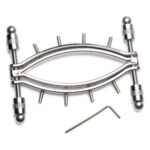 Затискач для вагіни Master Series: Spread 'Em Poker Vagina Clamp with Adjustable Pressure Screws, ши