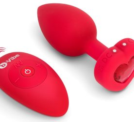 analnaia-probka-s-vybratsyei-y-pultom-upravlenyia-b-vibe-vibrating-heart-plug-m-l-red-36209762907960_-2a17850f30