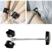 bondazh-dlia-shey-y-zapiastia-ds-fetish-metal-bondage-spreader-bar-with-restraints-black-82576557911807_-824645797d