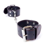 naruchnyky-fetish-boss-series-handcuffs-4-cm-red-lline-13662116250284_-7c17d9890f