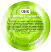 prezervatyv-one-glowiing-pleasures-svetytsia-v-temnote-35182414983060_-615f31c5bf