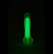 svetiashchyisia-falloymytator-dream-toys-radiant-soft-silicone-glow-in-the-dark-dildo-small-green-75594032789912_-0d2c0e4b40