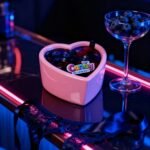 Масажна свічка з ароматом чорниці Candy Blueberry у формі серця, 70 мл