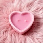 Масажна свічка з ароматом жуйки Candy Bubble Gum у формі серця, 70 мл