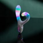 Вібратор-кролик із RGB-підсвічуванням та додатком Paradise Illumination The Rabbit, білий, 21,6 см × 3,8 см